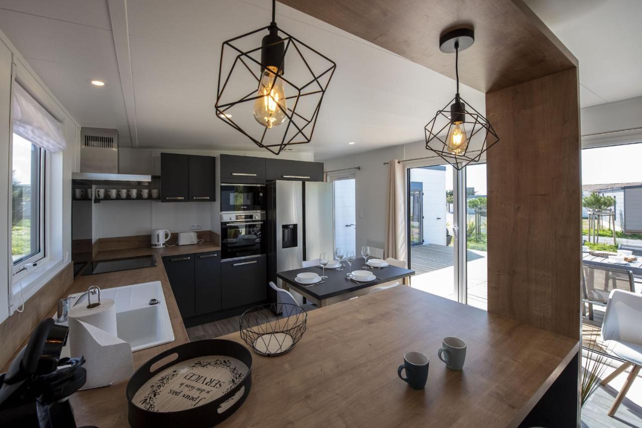 Chalet Pour 6 Dans Un Domaine Avec Piscine Brétignolles-sur-Mer Eksteriør bilde